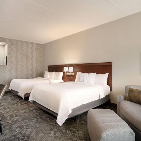 Отель Courtyard By Marriott Middletown Goshen Экстерьер фото